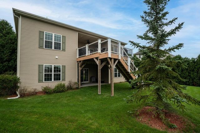 1032 Juniper LANE, Hartford, WI 53027