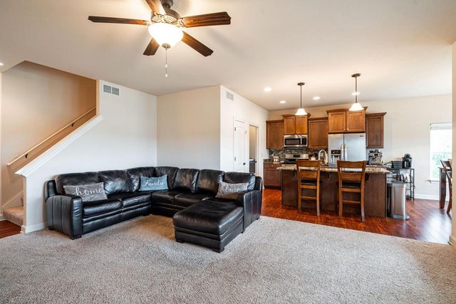 1032 Juniper LANE, Hartford, WI 53027