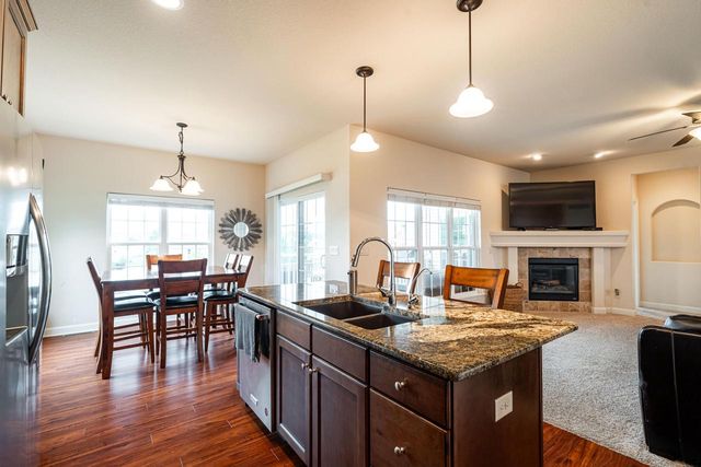 1032 Juniper LANE, Hartford, WI 53027