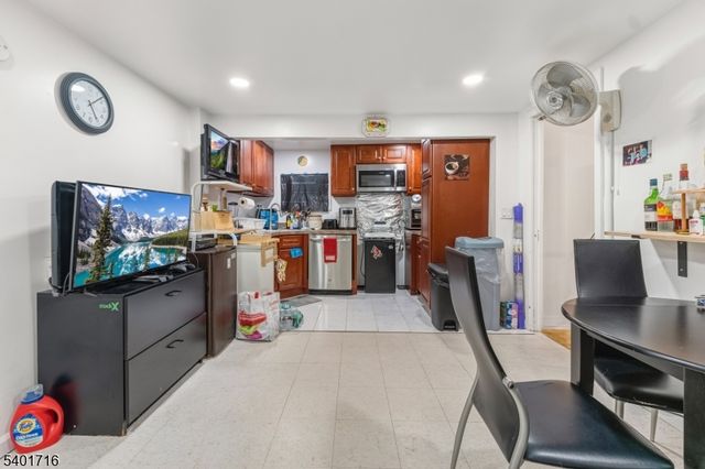 132 72Nd St, North Bergen Twp., NJ 07047