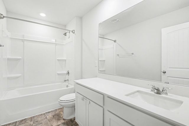 7354 Sunny Parks Dr, White House, TN 37188