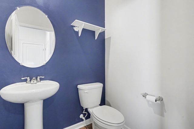 7354 Sunny Parks Dr, White House, TN 37188