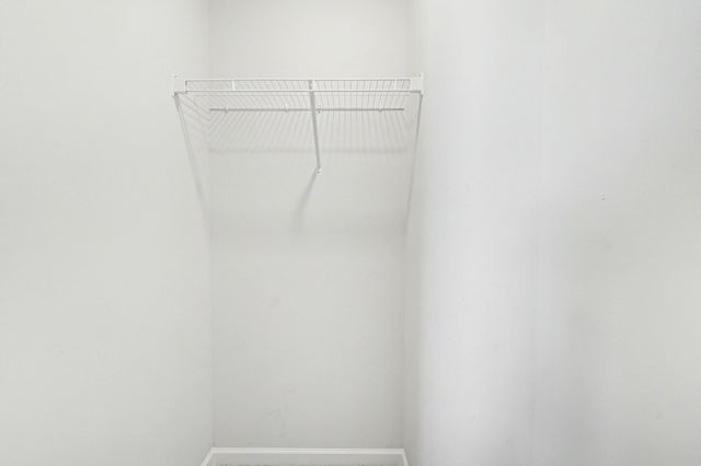 7354 Sunny Parks Dr, White House, TN 37188