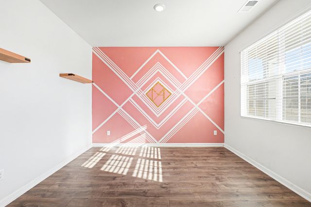 7354 Sunny Parks Dr, White House, TN 37188