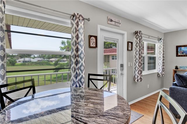 32 Pine Arbor Lane 205, Vero Beach, FL 32962