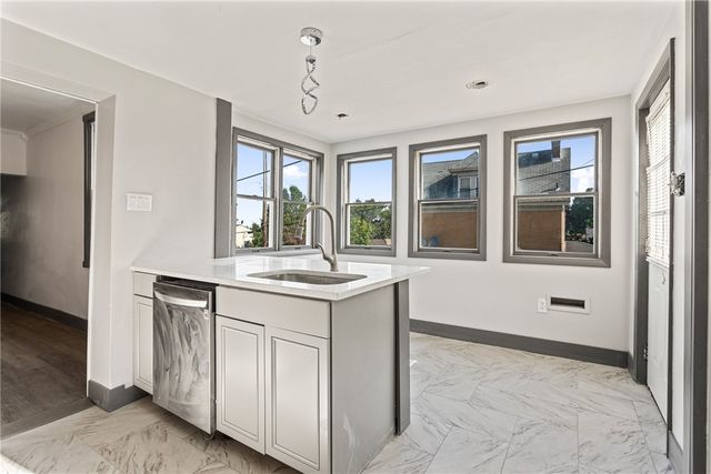 7818 Saint Lawrence Ave, Swissvale, PA 15218