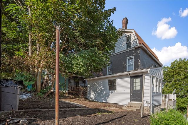 7818 Saint Lawrence Ave, Swissvale, PA 15218