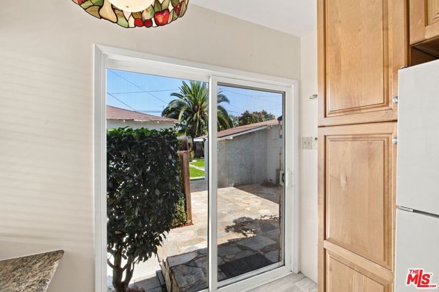 801 W Columbia Street, Long Beach, CA 90806