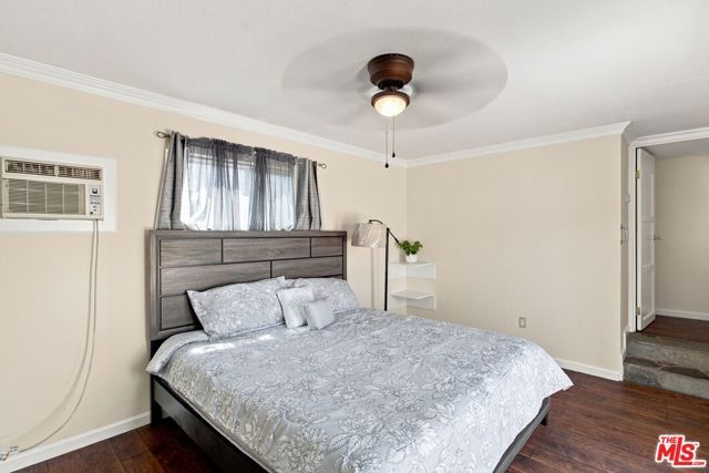 801 W Columbia Street, Long Beach, CA 90806