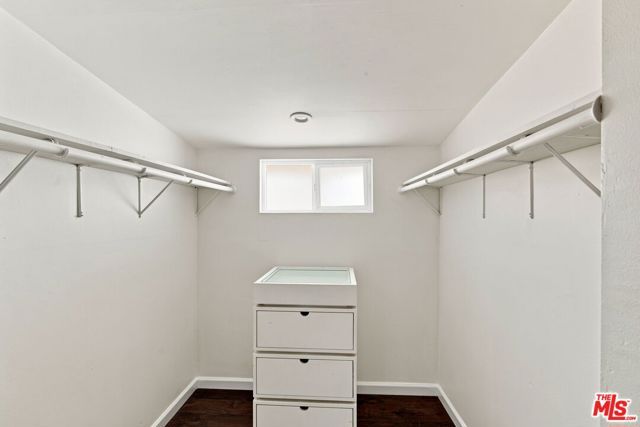 801 W Columbia Street, Long Beach, CA 90806
