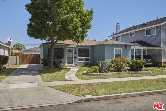 801 W Columbia Street, Long Beach, CA 90806