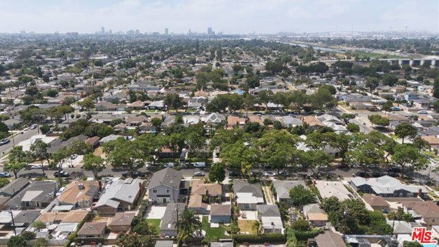 801 W Columbia Street, Long Beach, CA 90806