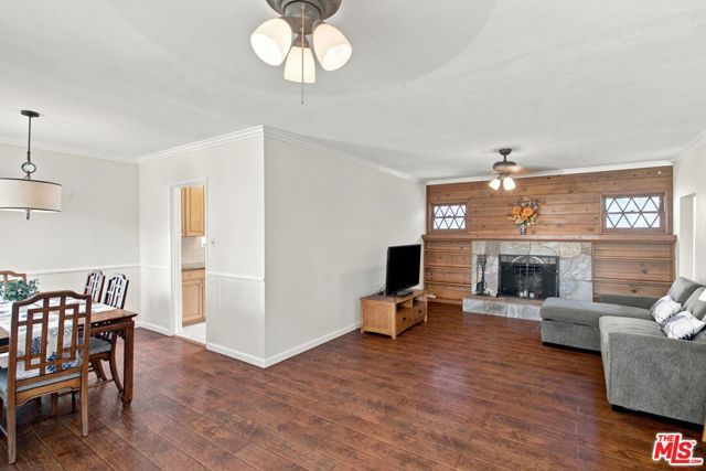 801 W Columbia Street, Long Beach, CA 90806