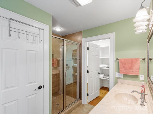 370 Appaloosa Trail, Burnsville, NC 28714