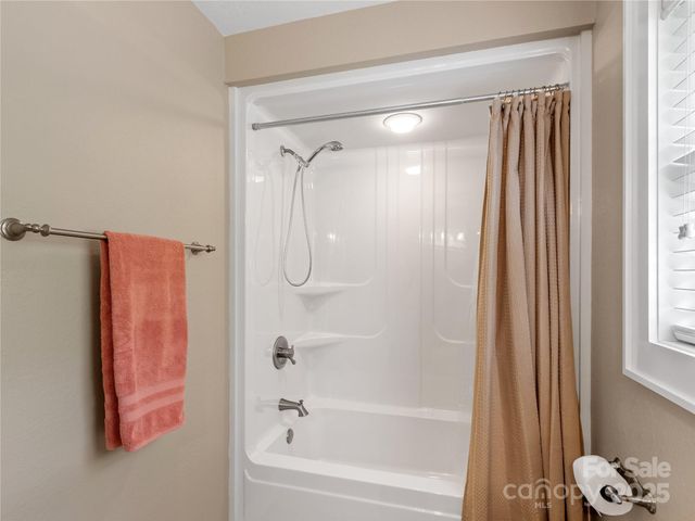 370 Appaloosa Trail, Burnsville, NC 28714