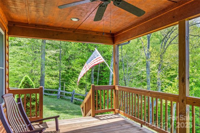 370 Appaloosa Trail, Burnsville, NC 28714