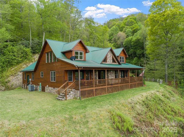 370 Appaloosa Trail, Burnsville, NC 28714
