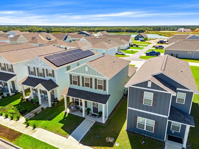 352 Arrowwood Boulevard, Freeport, FL 32439