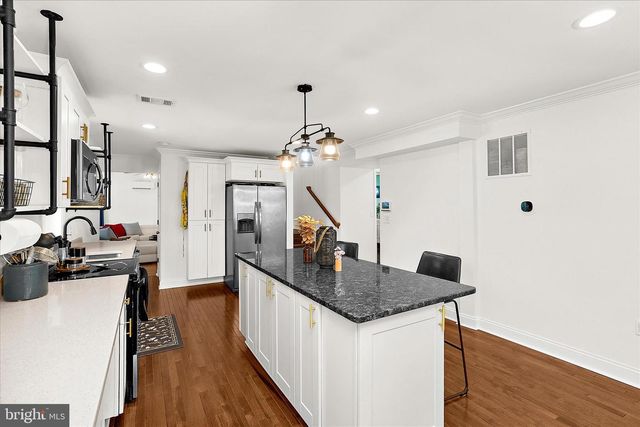 7604 POST RD, Hanover, MD 21076
