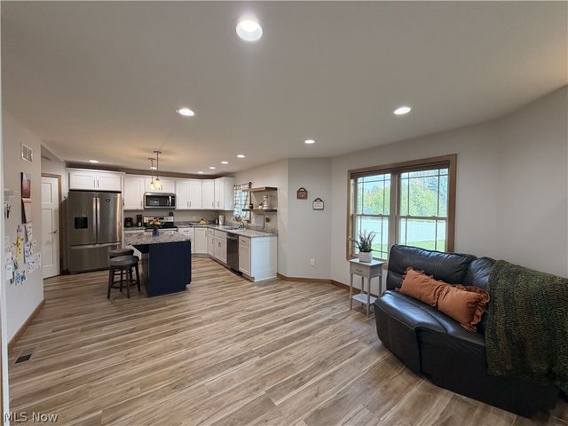 234 E Ohio Avenue, Dover, OH 44622