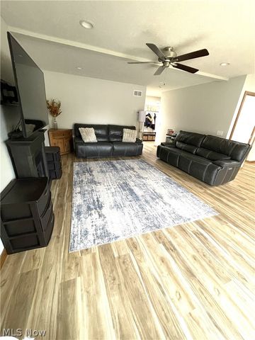 234 E Ohio Avenue, Dover, OH 44622
