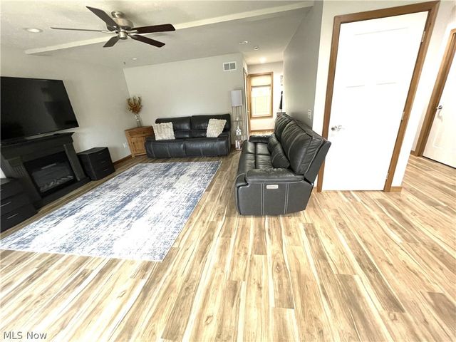 234 E Ohio Avenue, Dover, OH 44622