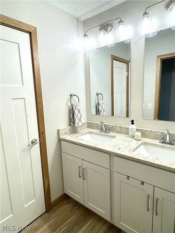 234 E Ohio Avenue, Dover, OH 44622