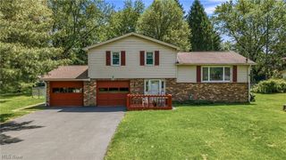 42033 Edward Circle, Columbiana, OH 44408