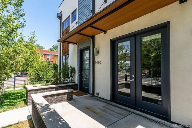 2480 N Clarkson Street, Denver, CO 80205