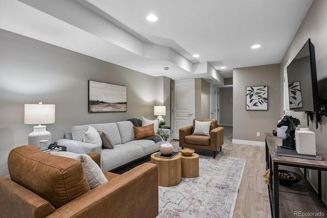 2480 N Clarkson Street, Denver, CO 80205