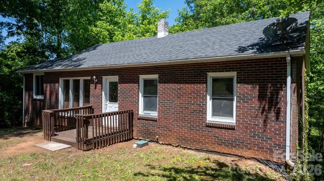 722 E F Street, Newton, NC 28658