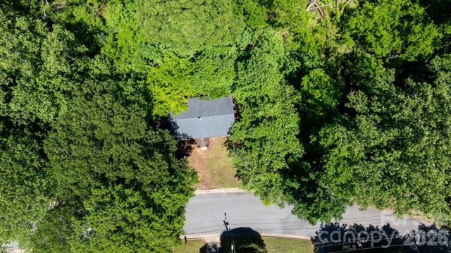 722 E F Street, Newton, NC 28658