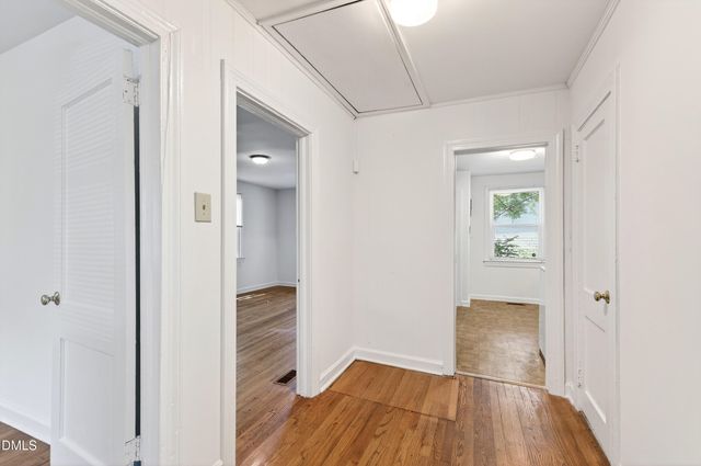 2316 Bedford Avenue, Raleigh, NC 27607