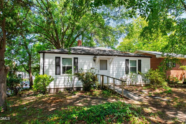 2316 Bedford Avenue, Raleigh, NC 27607