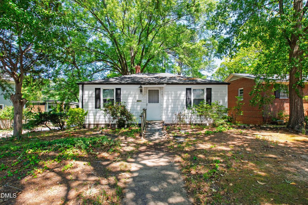 2316 Bedford Avenue, Raleigh, NC 27607