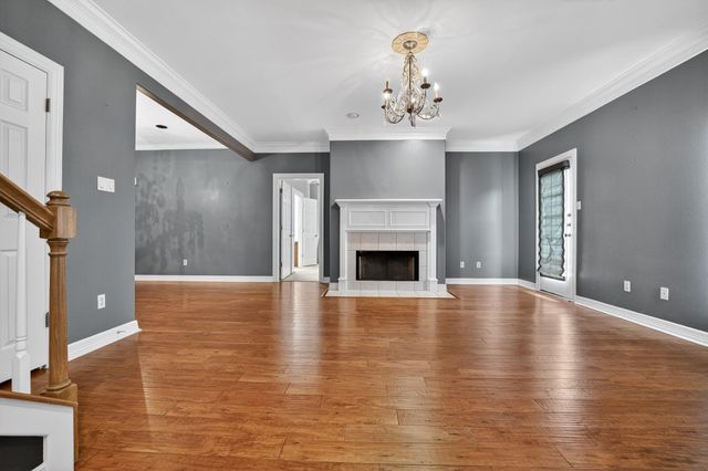 4010 Long Champ DR 22, Austin, TX 78746