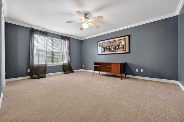 4010 Long Champ DR 22, Austin, TX 78746