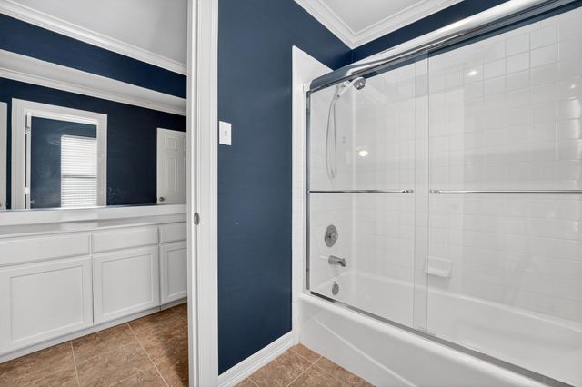4010 Long Champ DR 22, Austin, TX 78746
