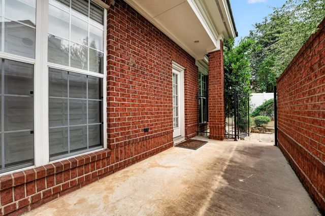 4010 Long Champ DR 22, Austin, TX 78746