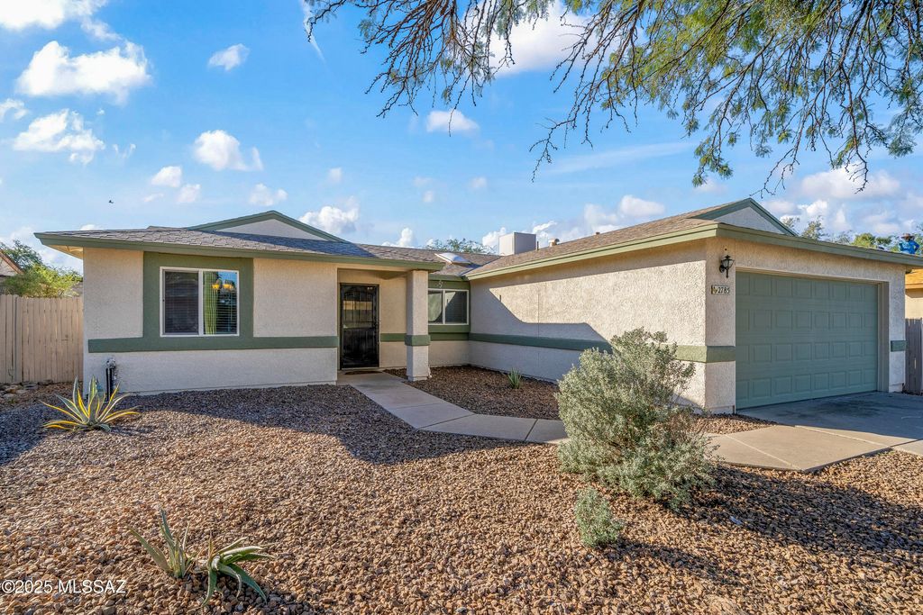 2785 W Grandbrook Street, Tucson, AZ 85741
