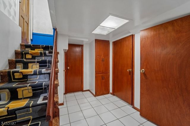 406 3Rd Ave W, Newark City, NJ 07107