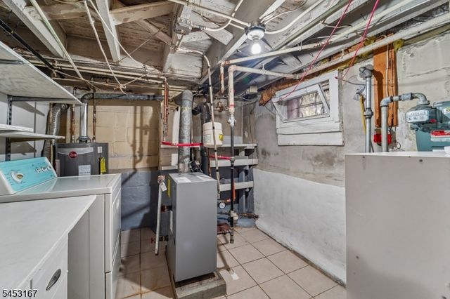 406 3Rd Ave W, Newark City, NJ 07107