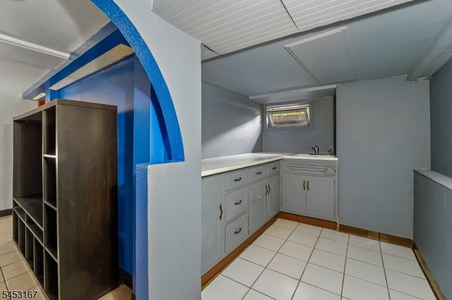 406 3Rd Ave W, Newark City, NJ 07107