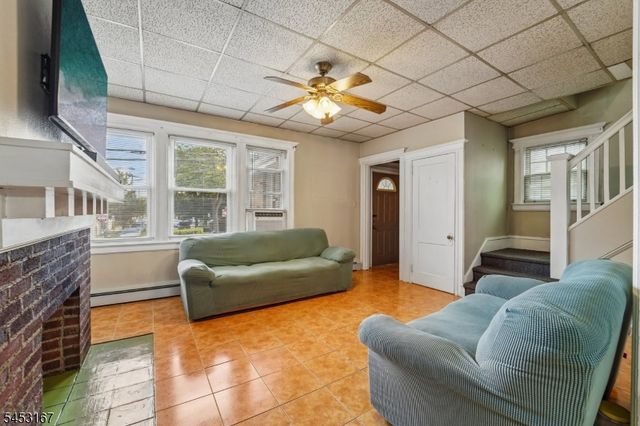 406 3Rd Ave W, Newark City, NJ 07107