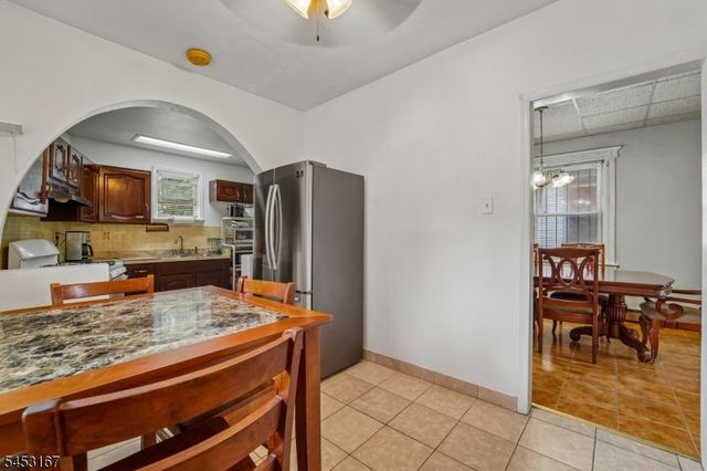 406 3Rd Ave W, Newark City, NJ 07107