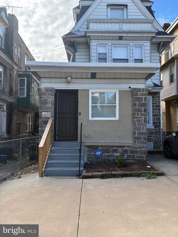 6116 OXFORD ST W, Philadelphia, PA 19151 — photo 2