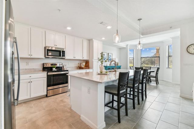 18114 GAWTHROP DRIVE 106, Bradenton, FL 34211