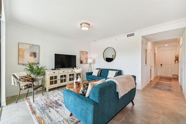 18114 GAWTHROP DRIVE 106, Bradenton, FL 34211