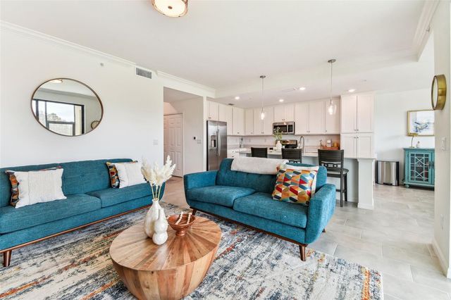 18114 GAWTHROP DRIVE 106, Bradenton, FL 34211