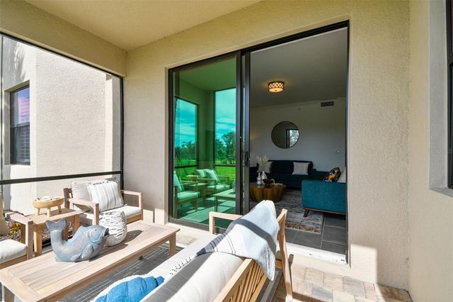 18114 GAWTHROP DRIVE 106, Bradenton, FL 34211